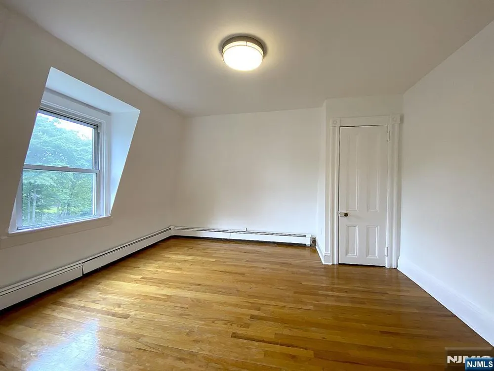 59 Forest Street Alpine, NJ 07620