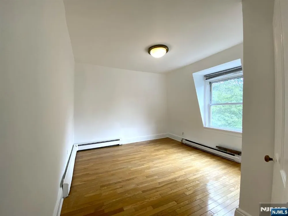 59 Forest Street Alpine, NJ 07620