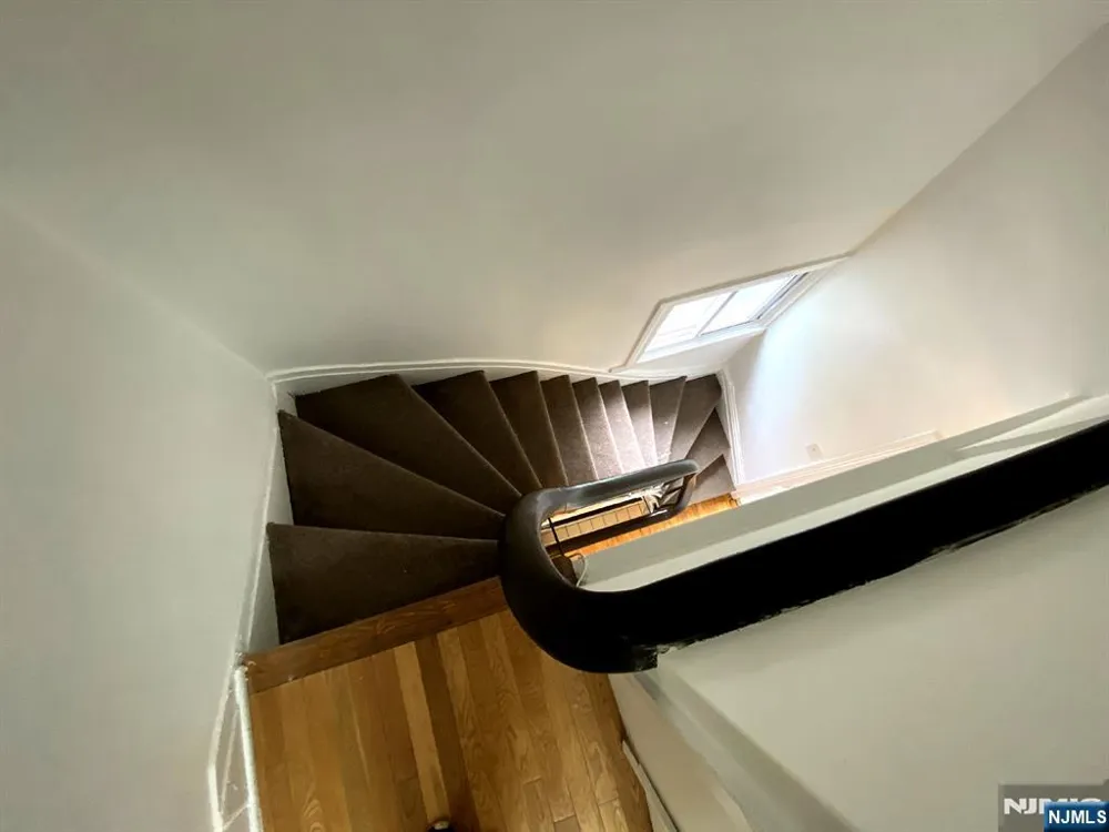 59 Forest Street Alpine, NJ 07620