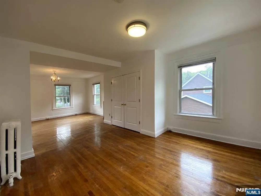 59 Forest Street Alpine, NJ 07620