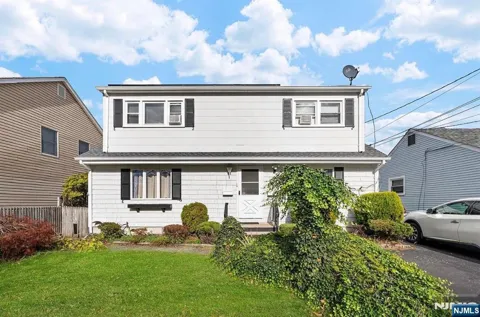119 Garibaldi Avenue 2