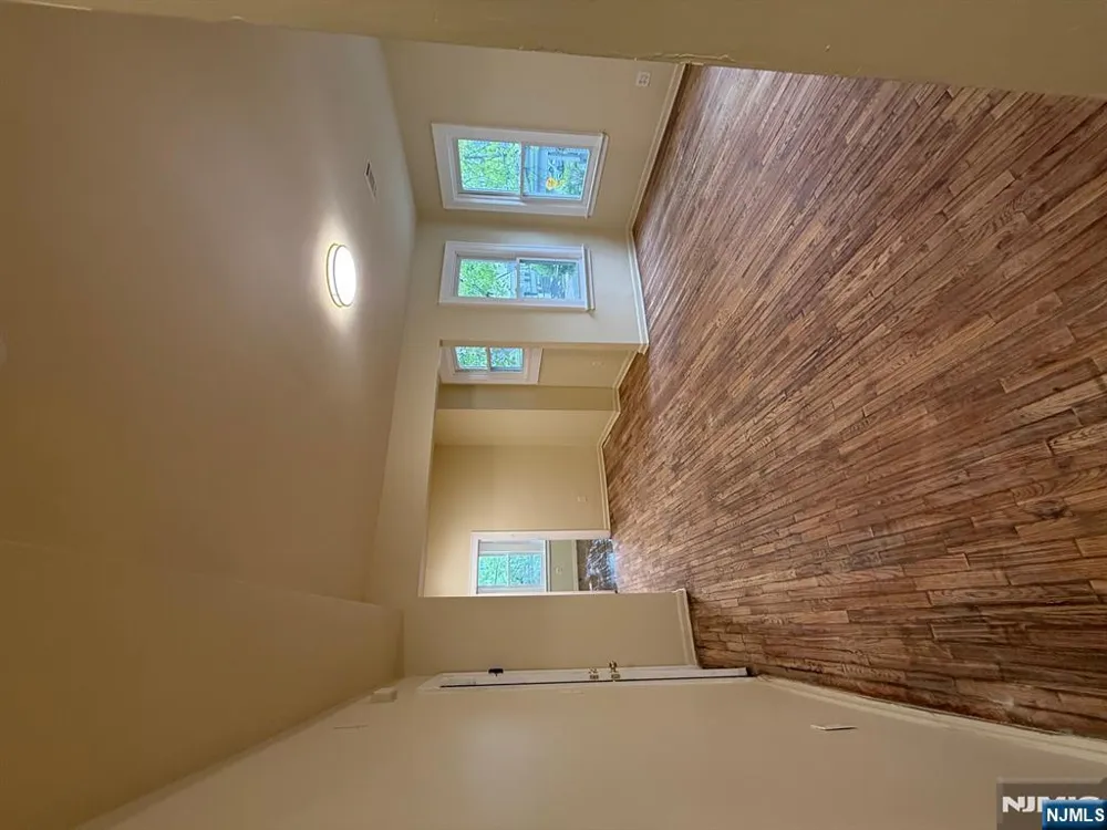 149-151 Scheerer Avenue 2 Newark, NJ 07112
