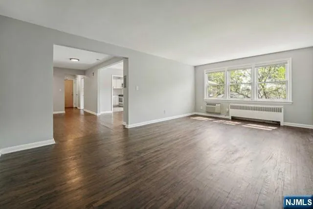 24 Hutton Avenue 38 West Orange, NJ 07052