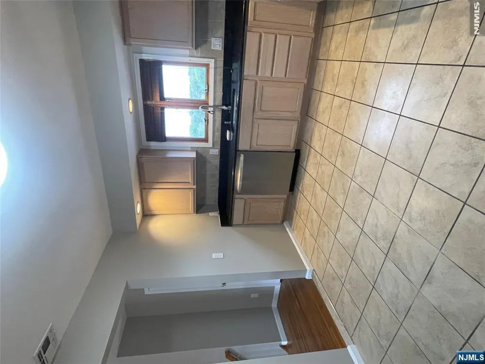 254 Crystal Street North Arlington, NJ 07031
