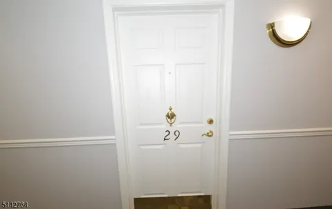 1 Jenny Lind St 29 #29 Unit 29