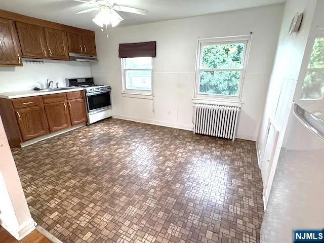 14 6th Street 2nd FL Englewood Cliffs, NJ 07632