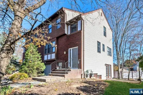 37-2 Smith Street 37-2