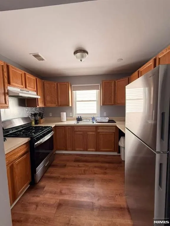 168 Grove Street Passaic, NJ 07055