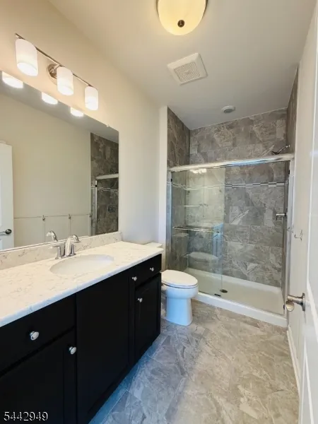 907 Greenland Sq Highland Park, NJ 08904