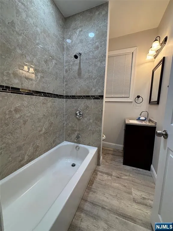 811 13th Street Newark, NJ 07108