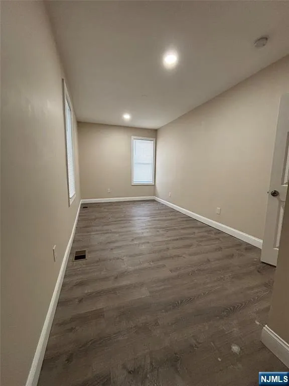 811 13th Street Newark, NJ 07108