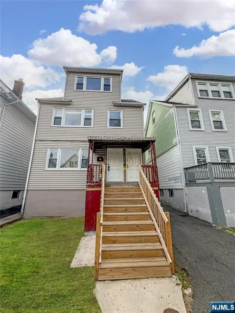 459 Norwood Street