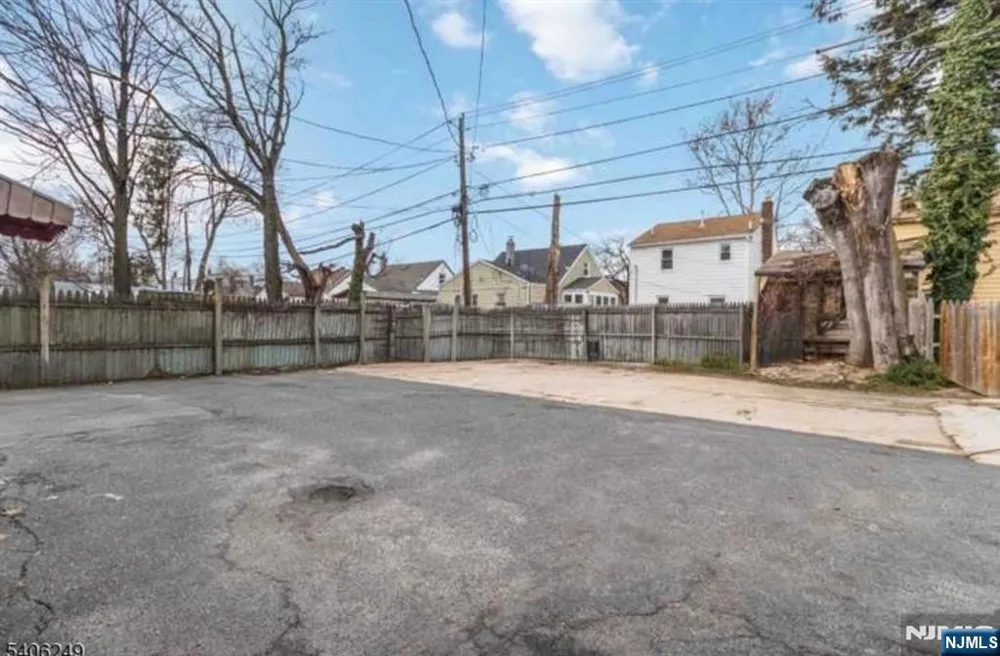 459 Norwood Street East Orange, NJ 07018