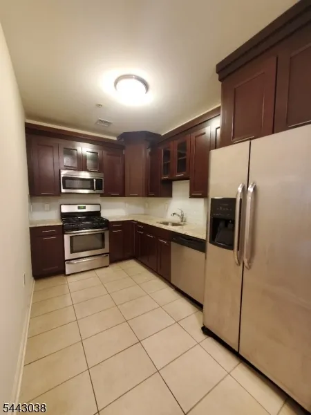 104 E Elizabeth Ave #207 Unit 207 Linden City, NJ 07036