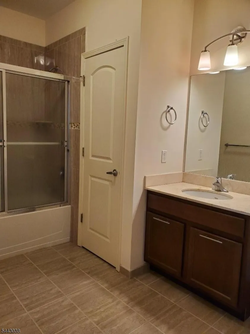 104 E Elizabeth Ave #207 Unit 207 Linden City, NJ 07036