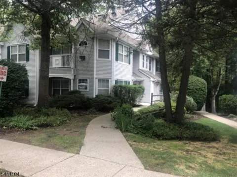 511 Chatfield Dr