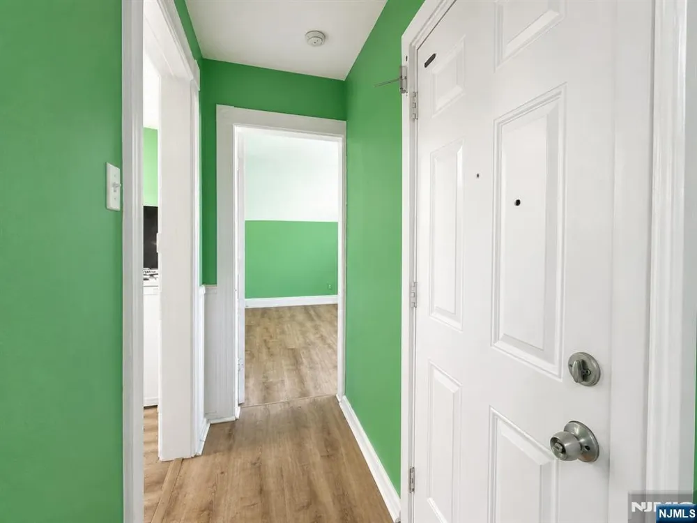 276 Atlantic Street Paterson, NJ 07503