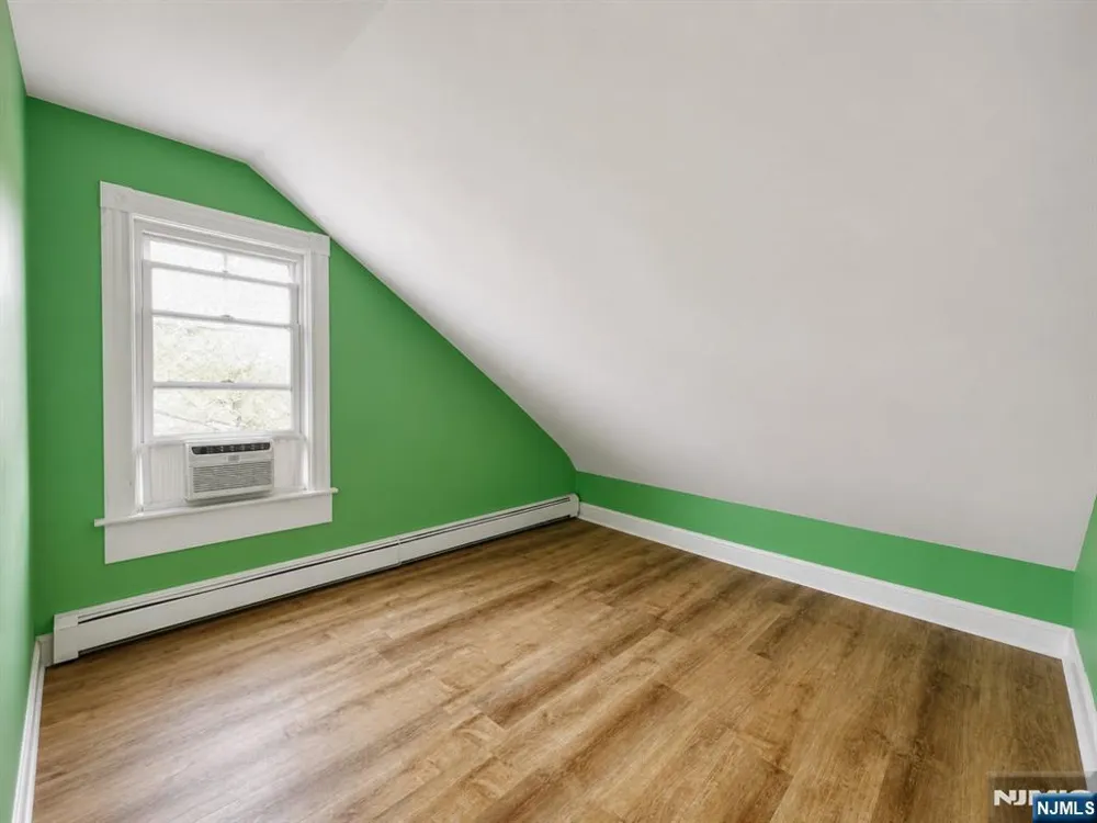 276 Atlantic Street Paterson, NJ 07503