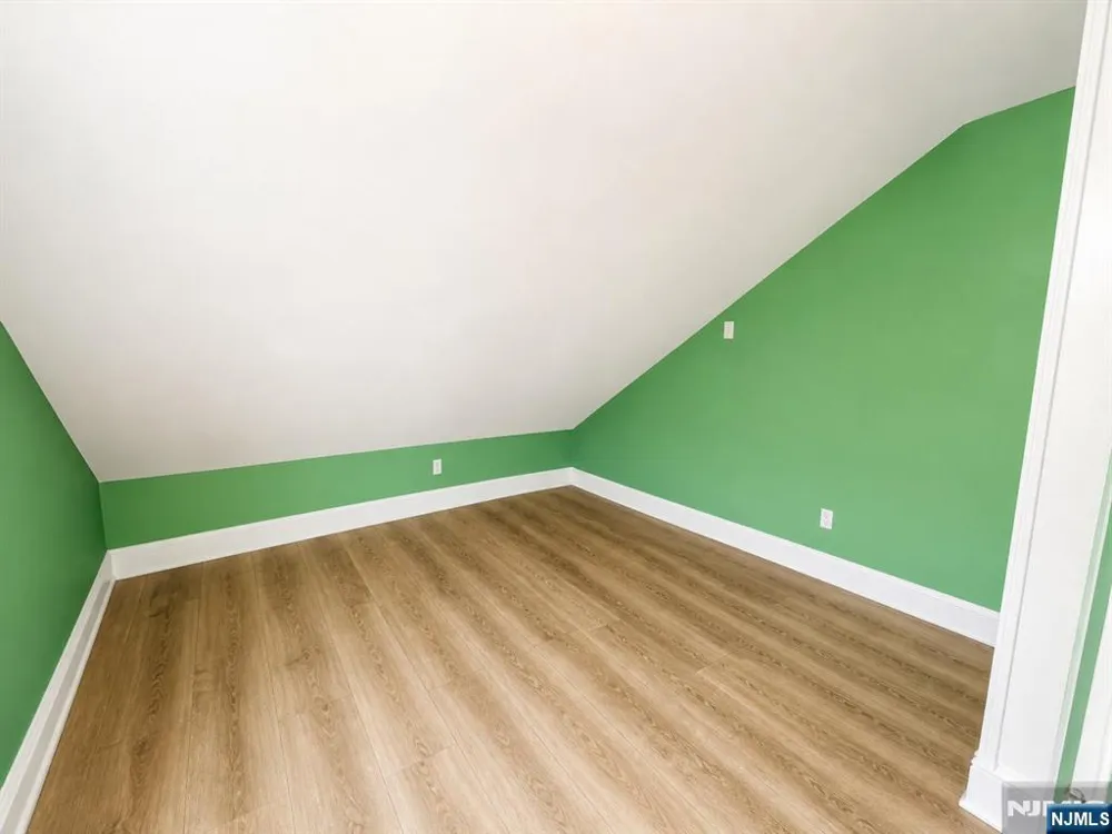 276 Atlantic Street Paterson, NJ 07503