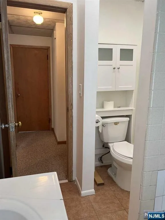 211 Paterson Avenue 2nd Fl Midland Park, NJ 07432