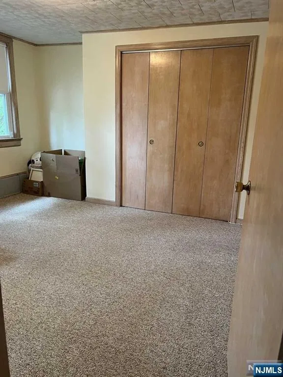 211 Paterson Avenue 2nd Fl Midland Park, NJ 07432