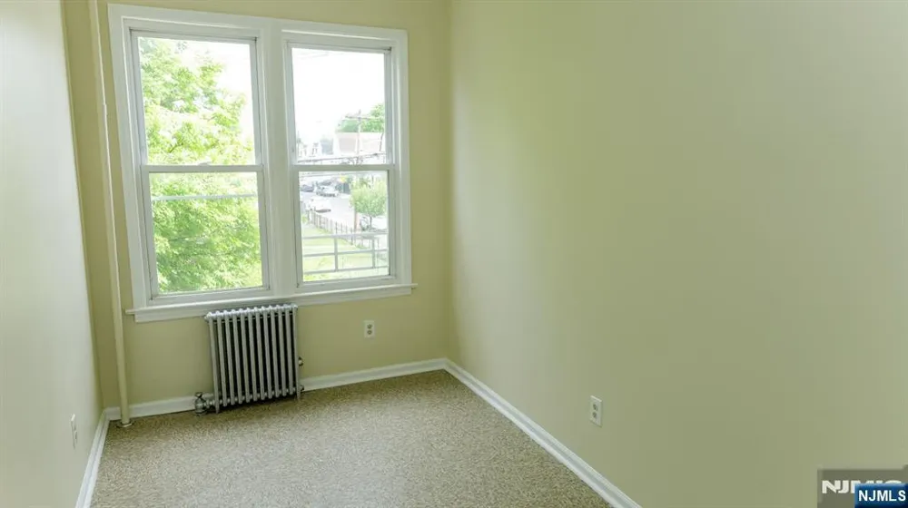 428 Avon Avenue Newark, NJ 07108