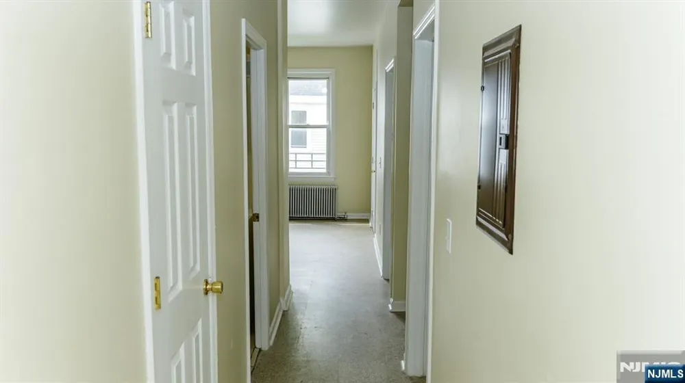 428 Avon Avenue Newark, NJ 07108