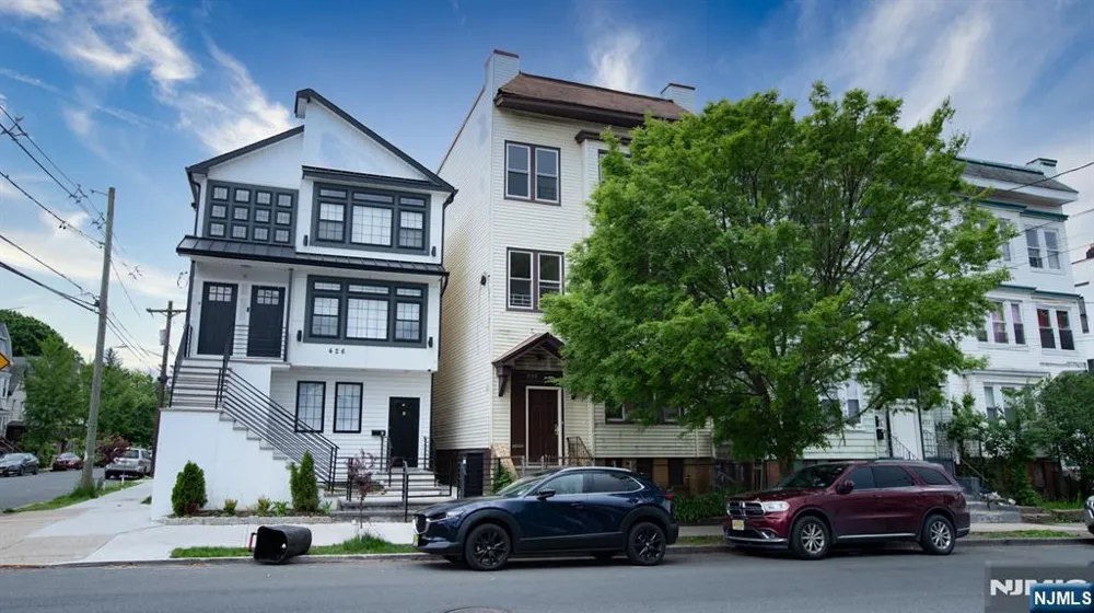 428 Avon Avenue Newark, NJ 07108