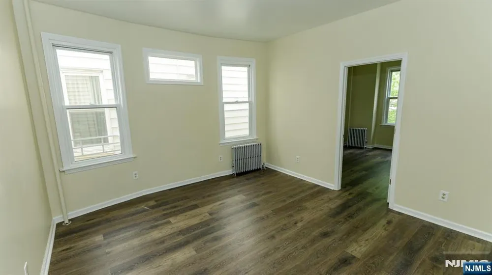 428 Avon Avenue Newark, NJ 07108