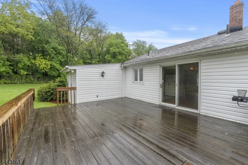 46 Daka Ct Bloomfield, NJ 07003
