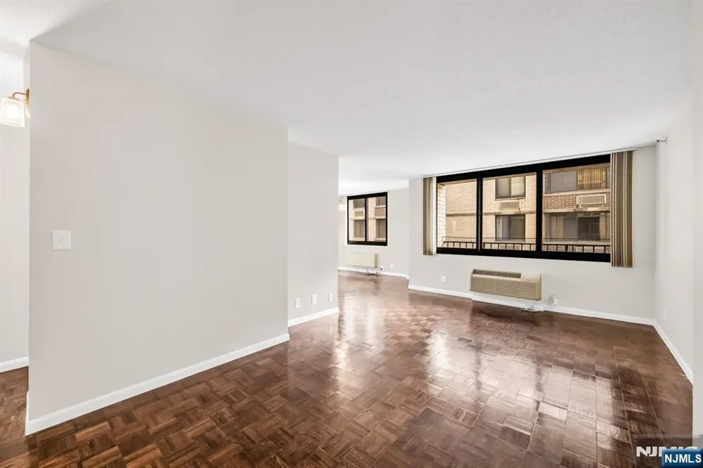 326 Prospect Avenue 6J Hackensack, NJ 07601