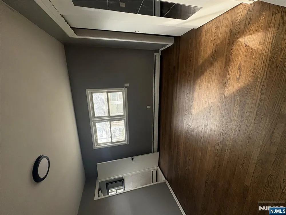 10 Strong Street #2 Wallington, NJ 07057