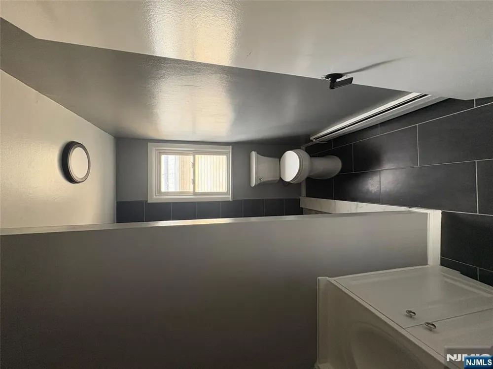 10 Strong Street #2 Wallington, NJ 07057