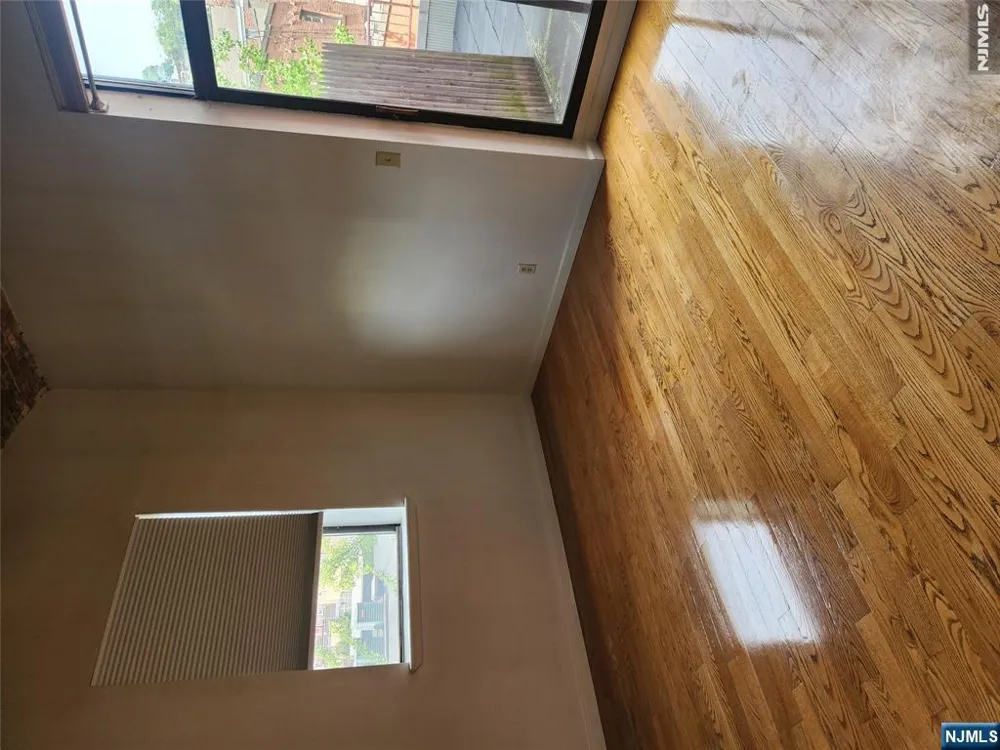 840 River 307 Edgewater, NJ 07020