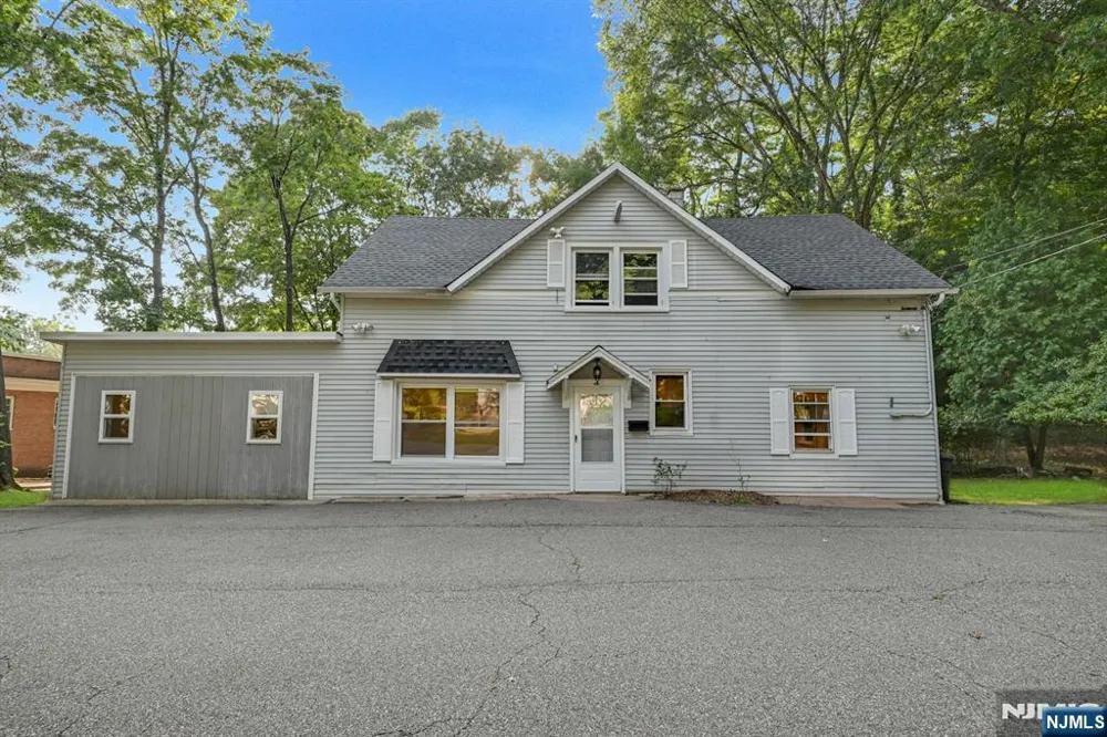 288 Van Dien Avenue D Ridgewood, NJ 07450