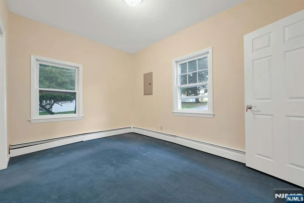 288 Van Dien Avenue D Ridgewood, NJ 07450