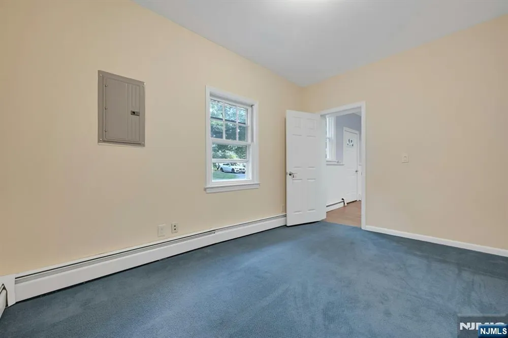 288 Van Dien Avenue D Ridgewood, NJ 07450