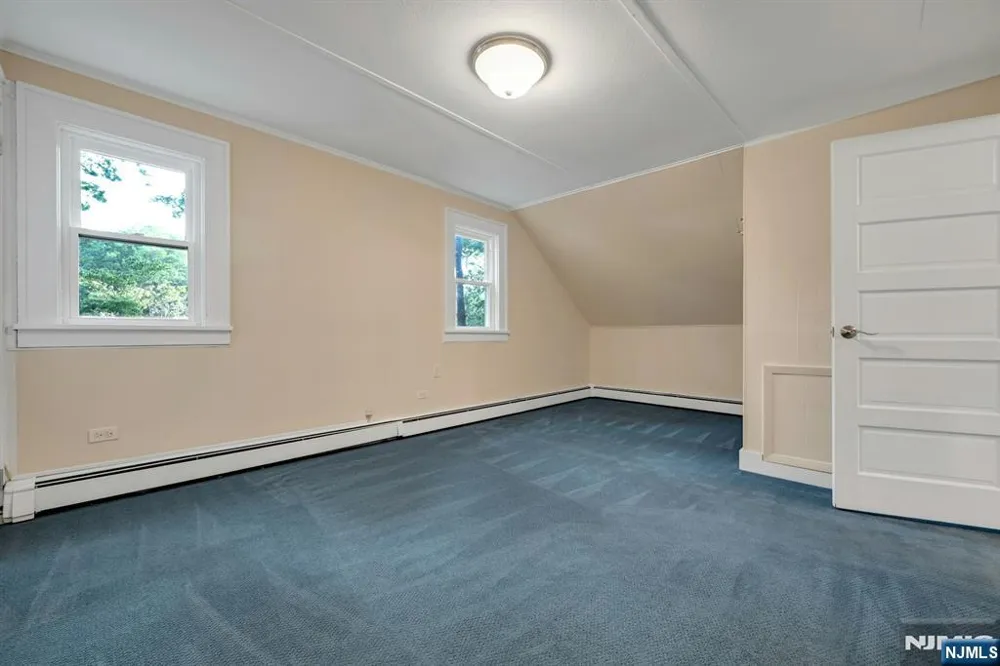 288 Van Dien Avenue D Ridgewood, NJ 07450