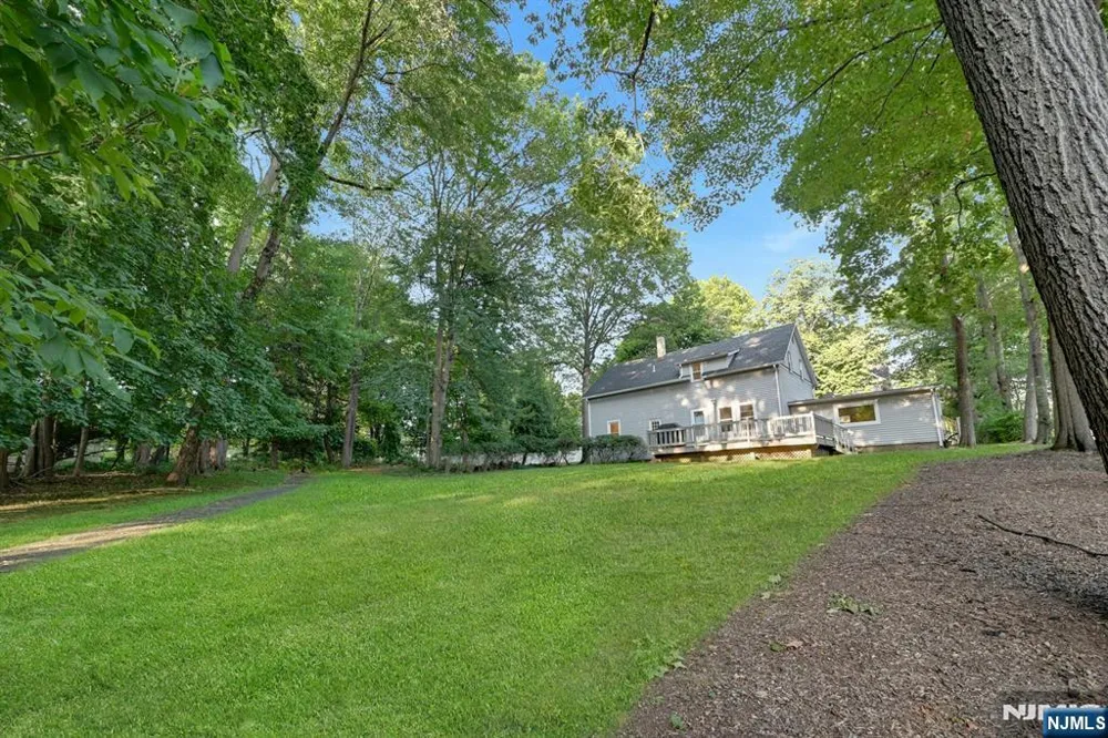 288 Van Dien Avenue D Ridgewood, NJ 07450