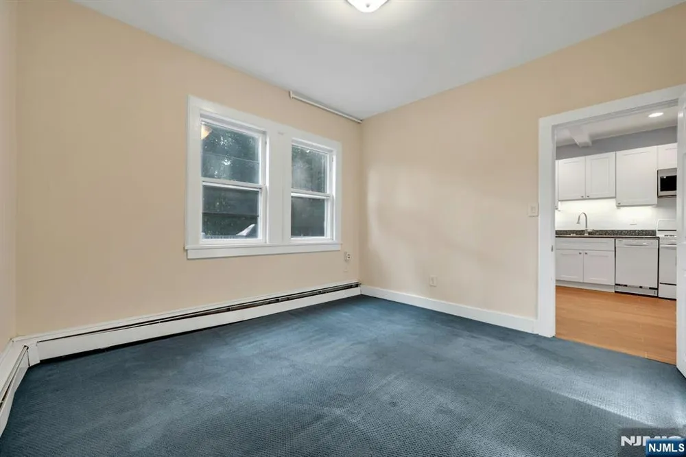288 Van Dien Avenue D Ridgewood, NJ 07450