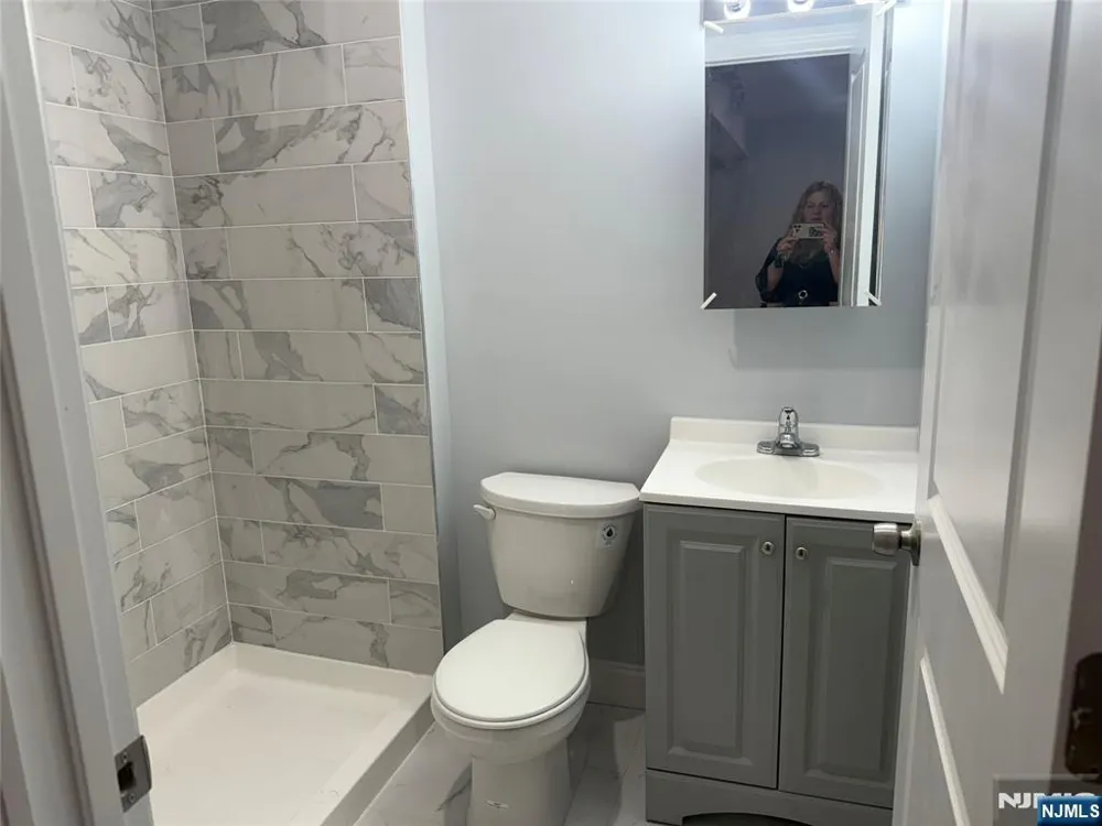 479 N 6th Street 1 Newark, NJ 07107