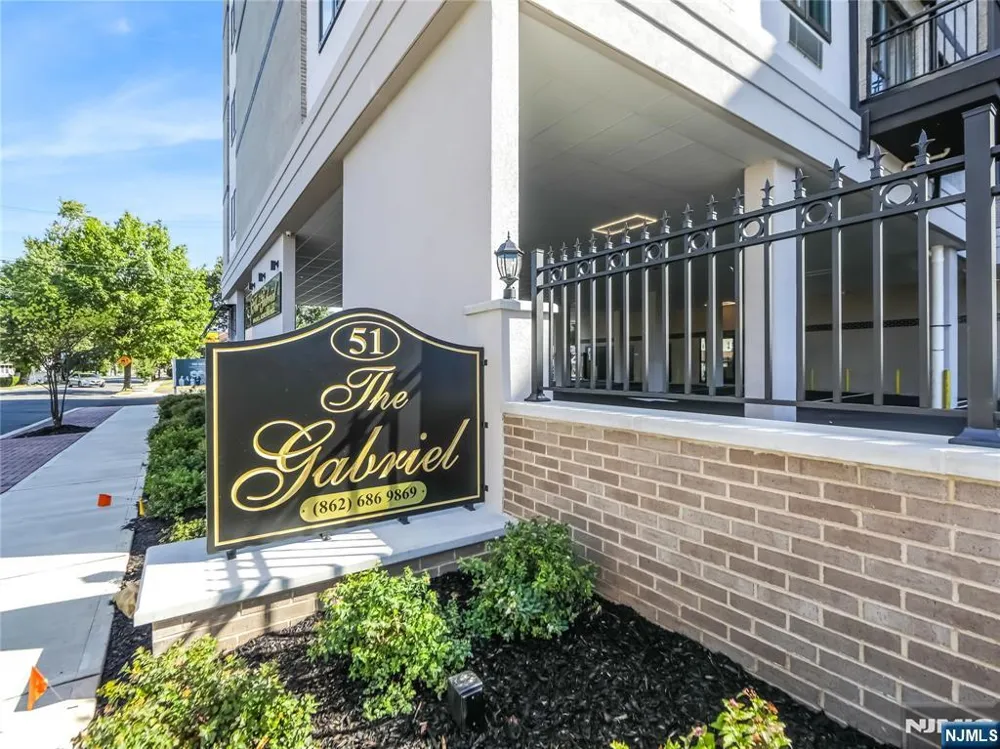 51 Queen Anne Road 405 Bogota, NJ 07603