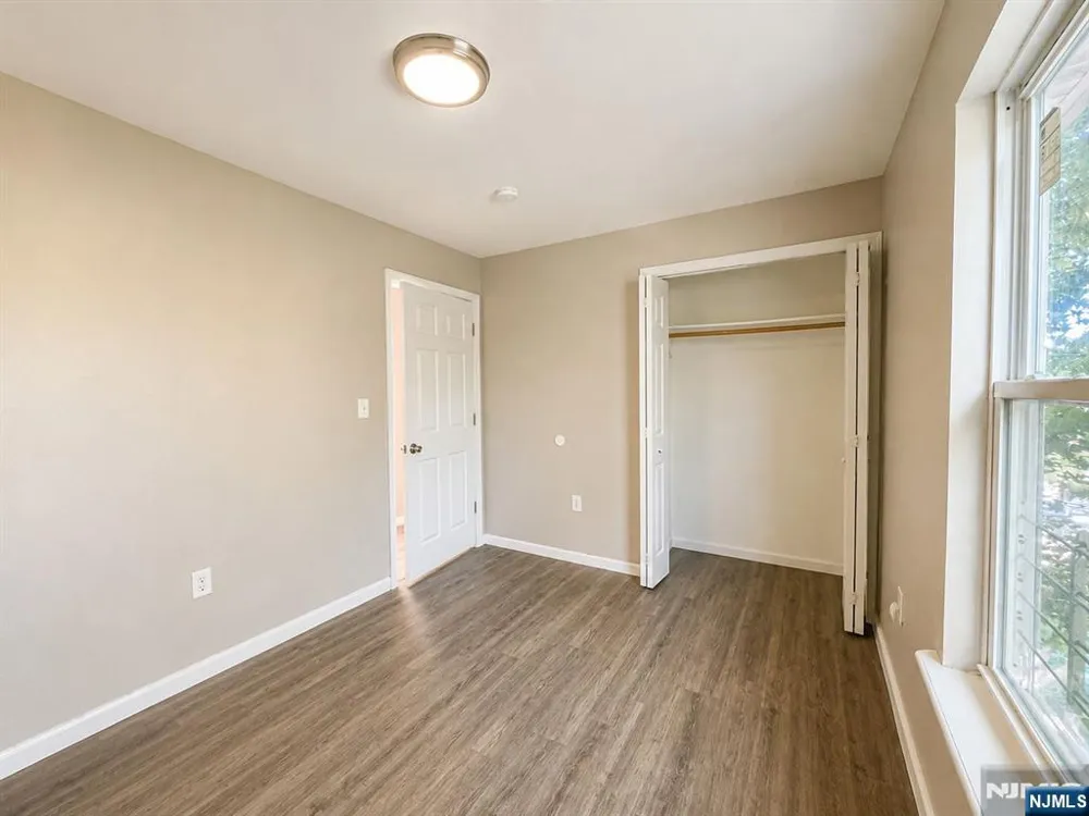 242 Graham Avenue Paterson, NJ 07501