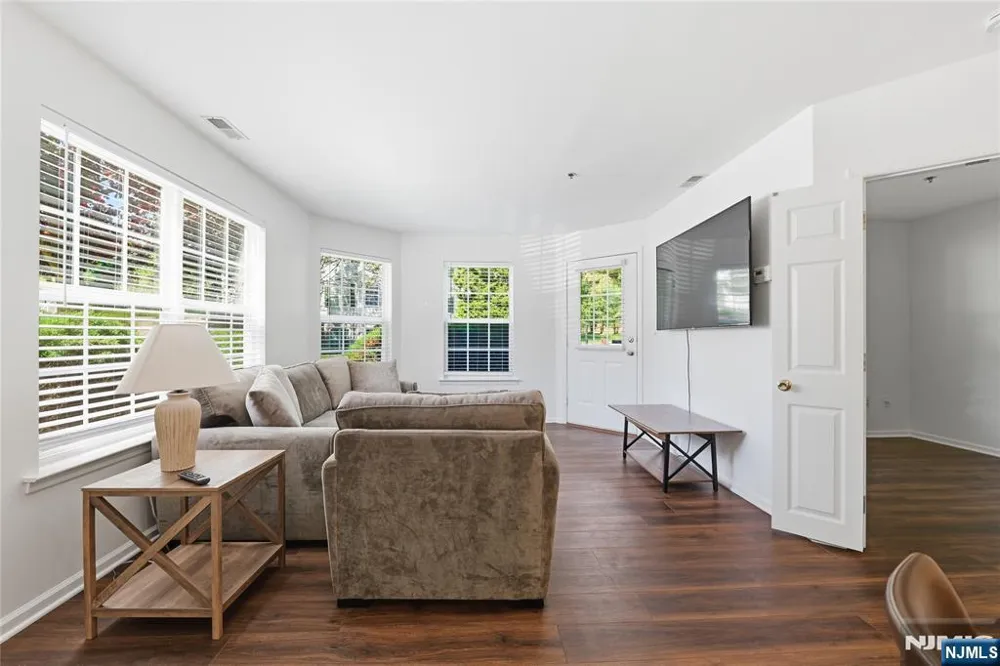5301 Tudor Drive Pequannock Township, NJ 07444