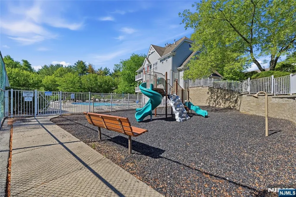 5301 Tudor Drive Pequannock Township, NJ 07444