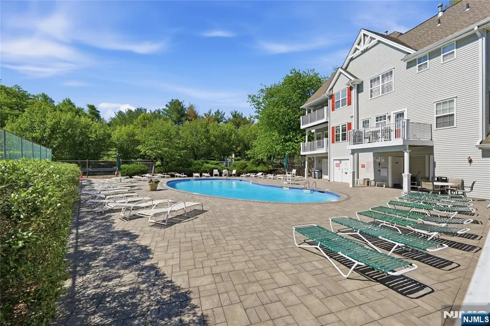 5301 Tudor Drive Pequannock Township, NJ 07444