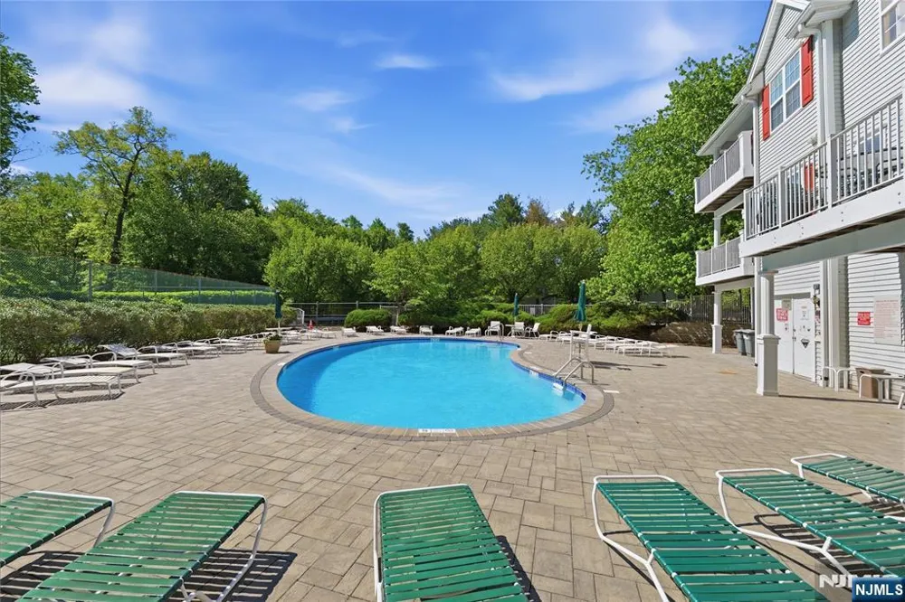 5301 Tudor Drive Pequannock Township, NJ 07444