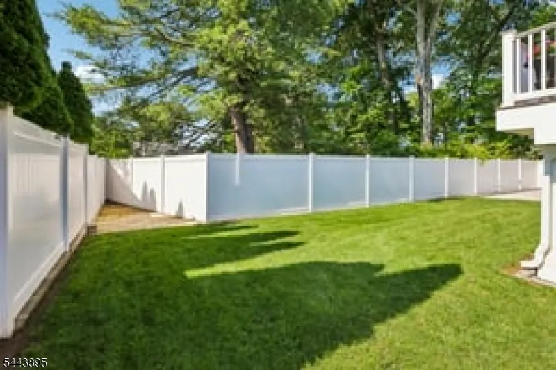 50 Lincoln Pl Waldwick, NJ 07463