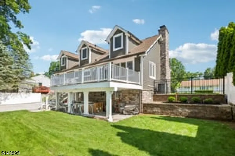 50 Lincoln Pl Waldwick, NJ 07463