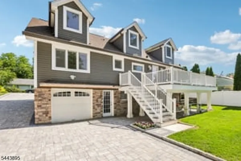 50 Lincoln Pl Waldwick, NJ 07463
